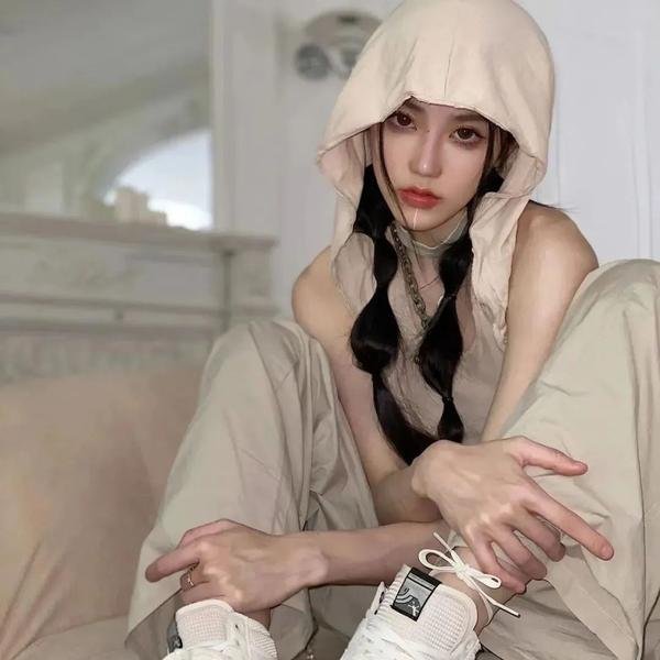叫费德里柯多么奇怪